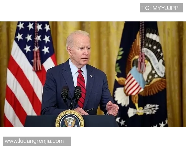 姆伯莫不想让曼联和喀麦隆起抵触，决议让二者参议回国时刻